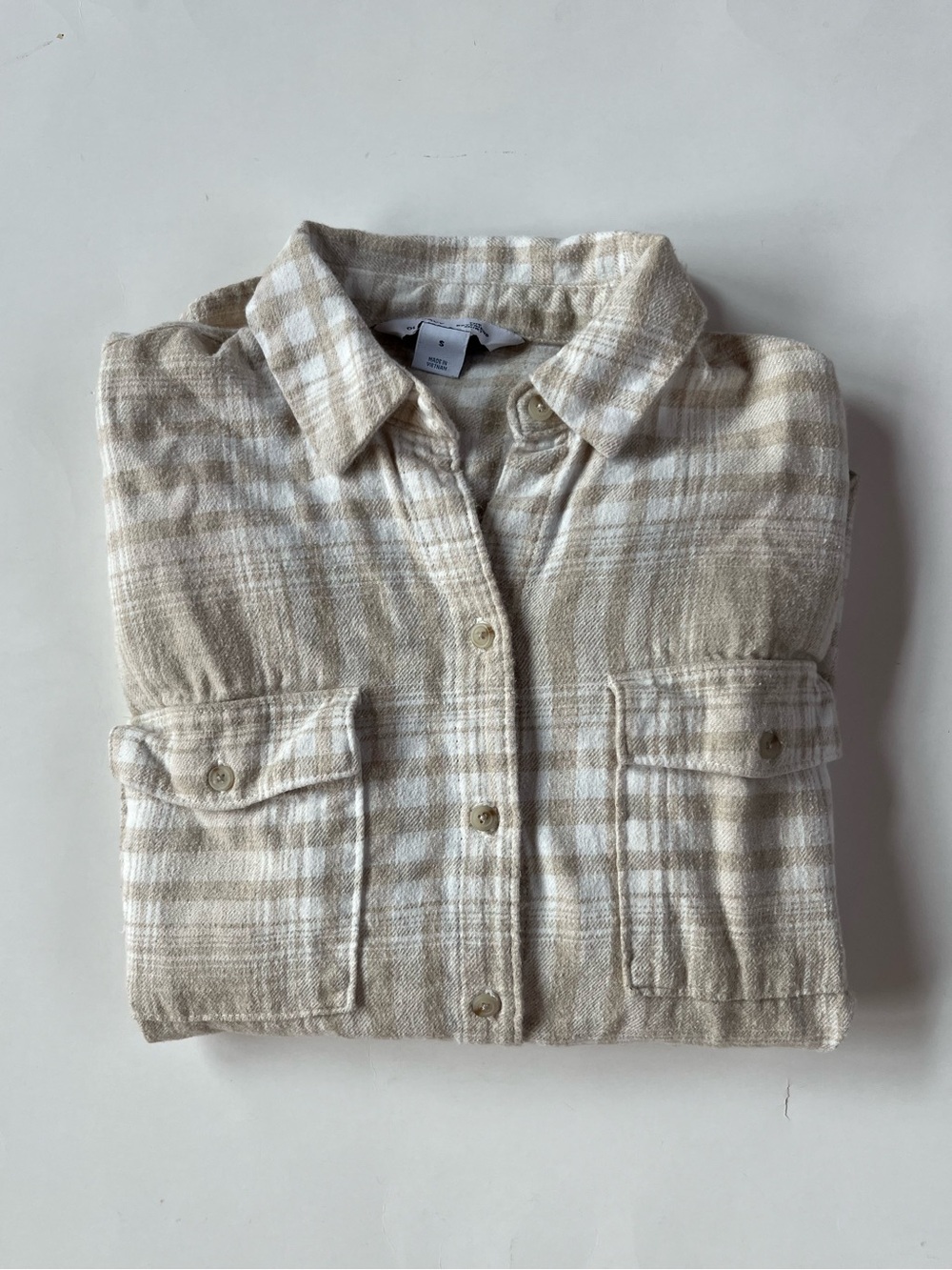 Old Navy Women’s Cream and Tan Flannel Shirt, Size S